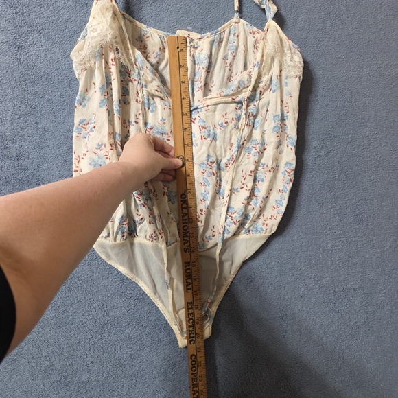 New- Free People Bodysuit Medium Take It Away Intimately Ivory Floral - Picture 6 of 12